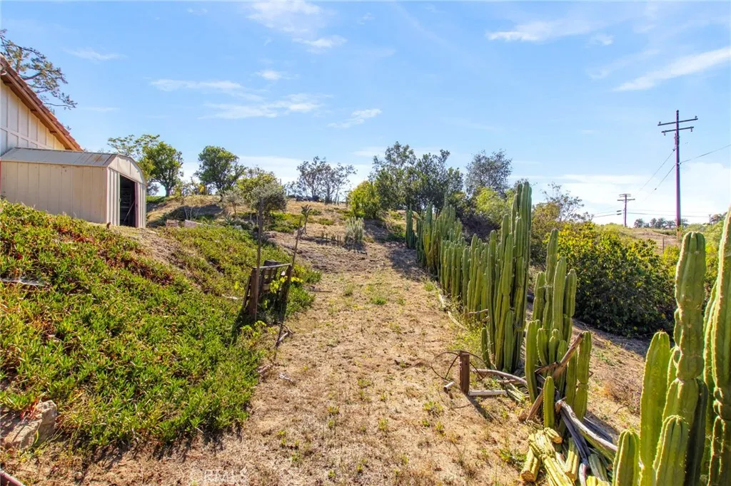 https://cdn.realtyfeed.com/cdn/127/306717173/08cdf8c10f2f5913aa87d64f717f6f3a.webp