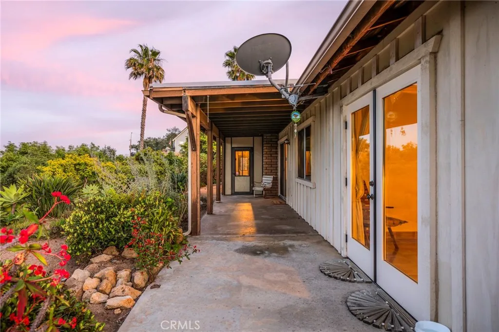 https://cdn.realtyfeed.com/cdn/127/306717173/49a11ad9b00692f26ed27cc94c4c172a.webp