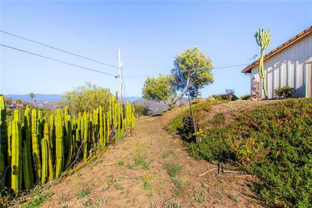 https://cdn.realtyfeed.com/cdn/127/306717173/7e6ee93be61ed4e0f66f8b71b0bb26ef.webp
