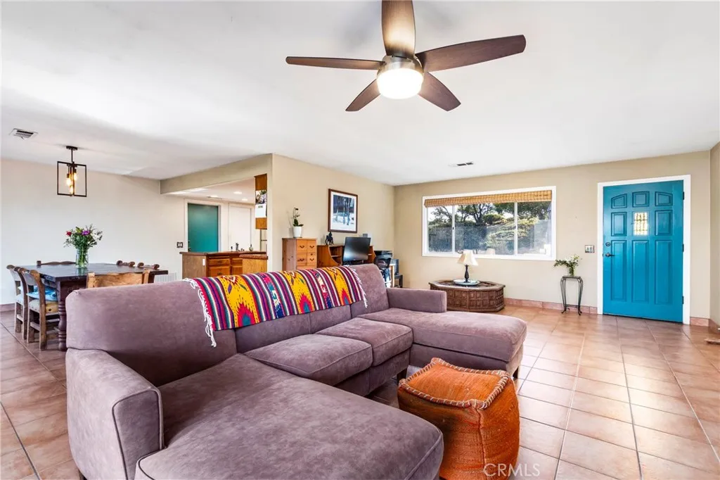 https://cdn.realtyfeed.com/cdn/127/306717173/b4a6077f7d7f01c2f51839715d6355b9.webp