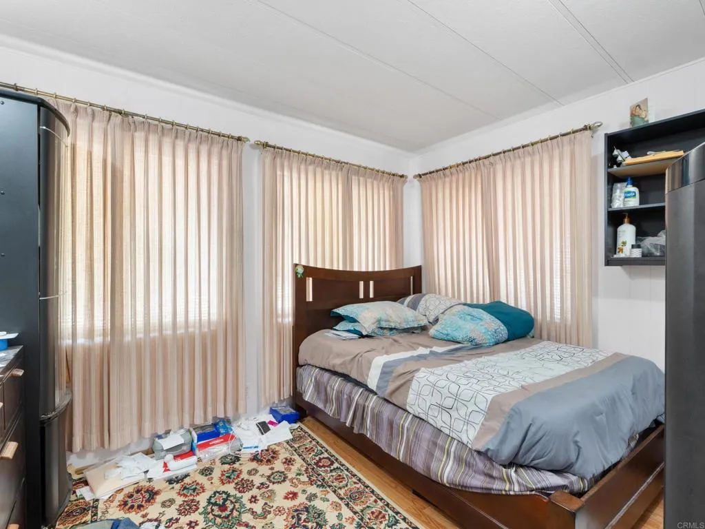 https://cdn.realtyfeed.com/cdn/127/306717245/73976118f6c9e35aa5bff7bea4fb43e6.webp