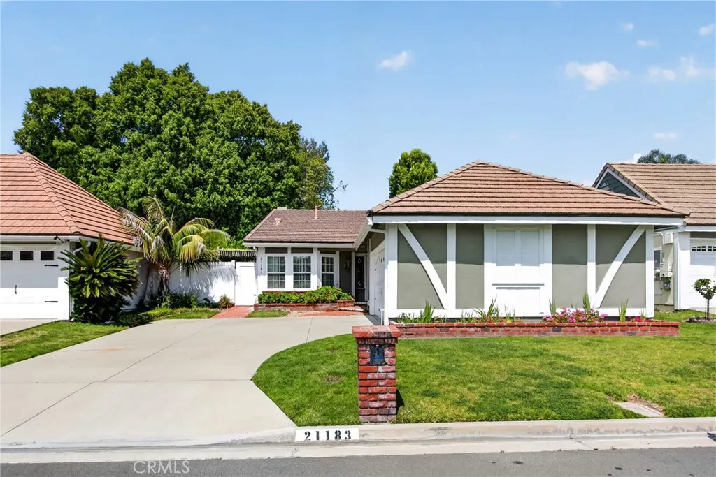 Yorba Linda, CA 92887