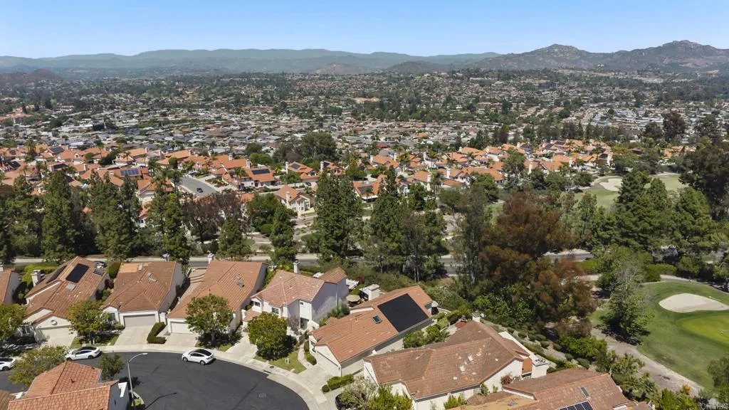 https://cdn.realtyfeed.com/cdn/127/306717389/3c52e3633278cdbcb71408f82e6e527f.webp