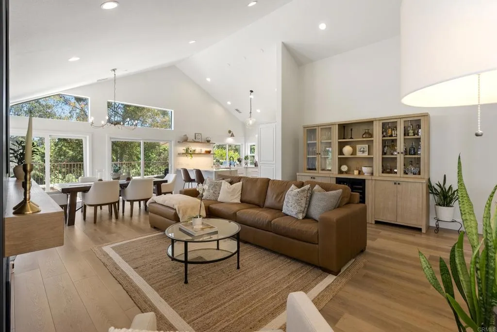 https://cdn.realtyfeed.com/cdn/127/306717389/43832b355b36bf245750e569e8fcd64b.webp
