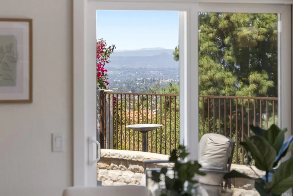 https://cdn.realtyfeed.com/cdn/127/306717389/55bdf4f6e21f3b057b99ea8b87695d8d.webp