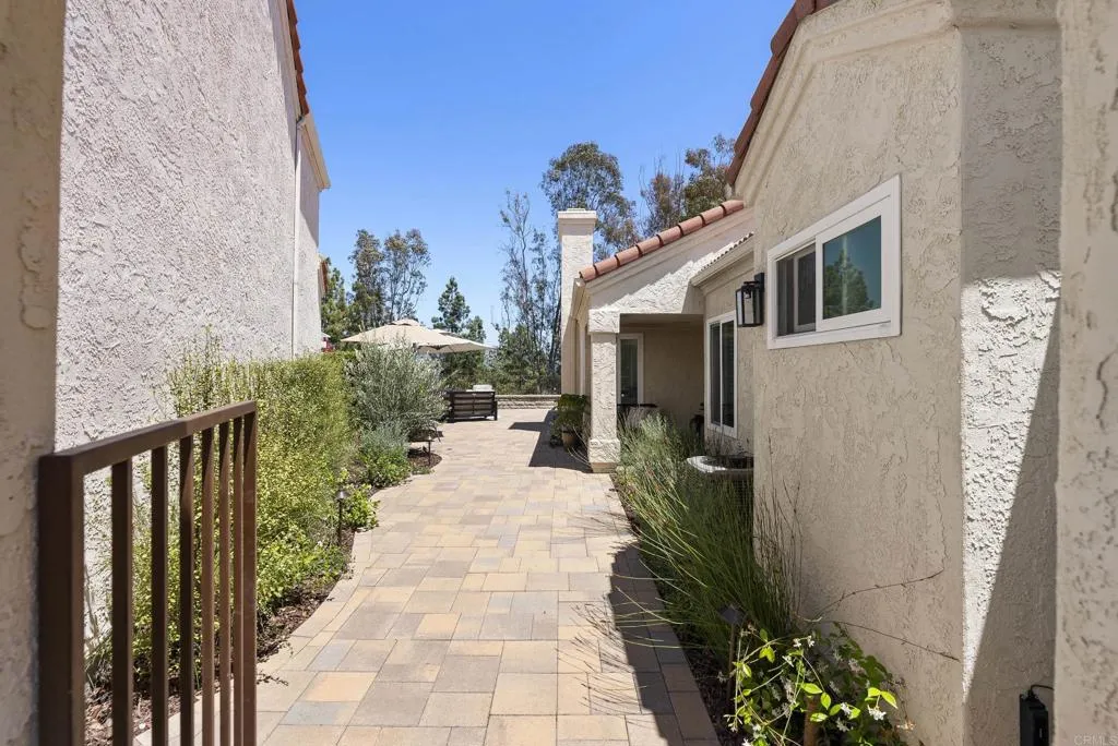 https://cdn.realtyfeed.com/cdn/127/306717389/6c27735764a1ebf4cbb85506ff48ce3c.webp