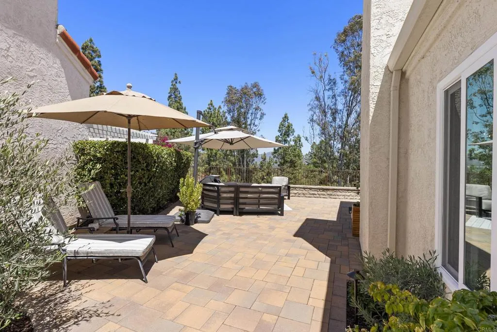 https://cdn.realtyfeed.com/cdn/127/306717389/79cba51396b914f7ed9fcf965de9344e.webp