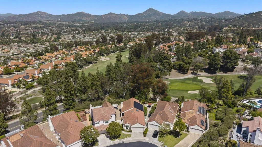https://cdn.realtyfeed.com/cdn/127/306717389/7bfcae563da2b5556fd31e410240c779.webp