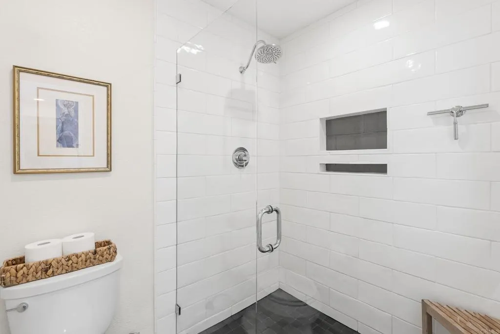 https://cdn.realtyfeed.com/cdn/127/306717389/9d517b5bcc7008f4aeb24687dda075b5.webp