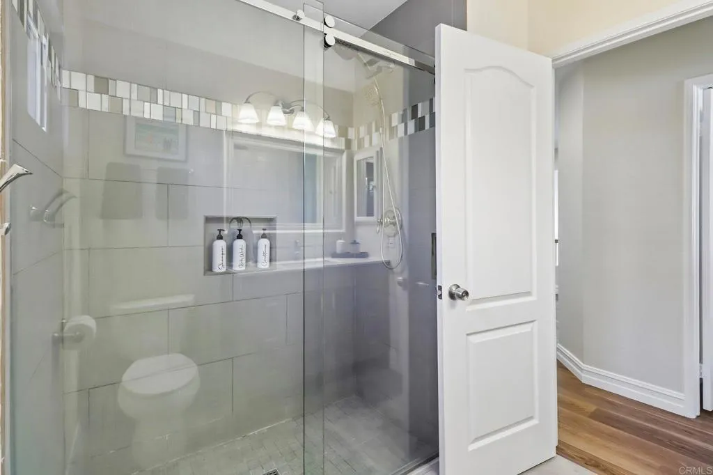 https://cdn.realtyfeed.com/cdn/127/306717416/853db75792fd3c8c35932d521f60dbc3.webp
