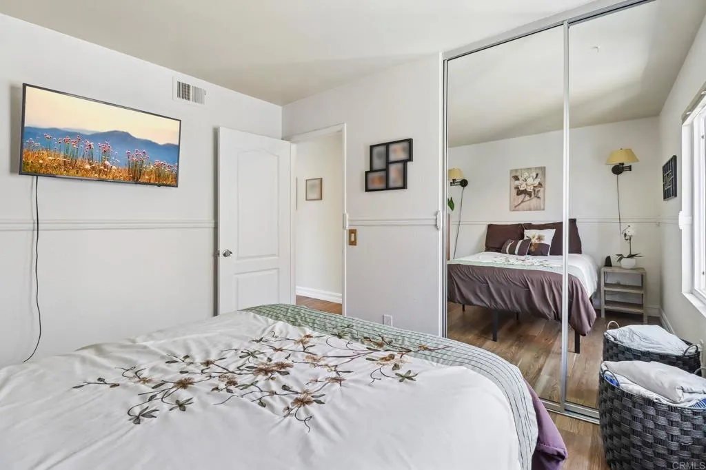 https://cdn.realtyfeed.com/cdn/127/306717416/df647517afb47d2505a4622c80706a01.webp