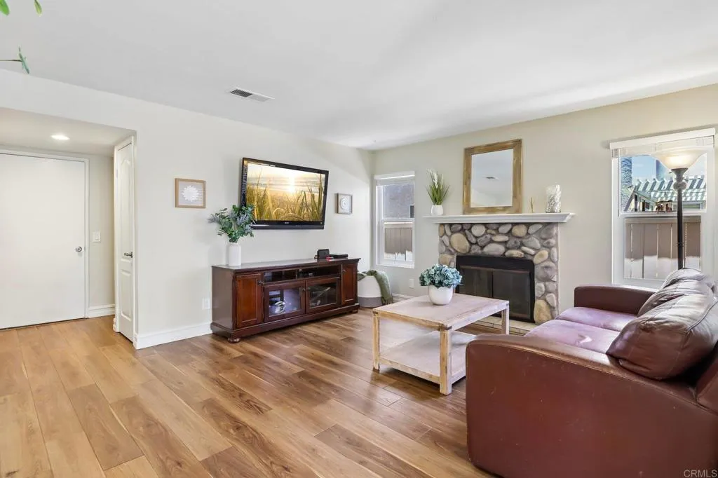 https://cdn.realtyfeed.com/cdn/127/306717416/f027c72584fb67d8460d1bce76622157.webp