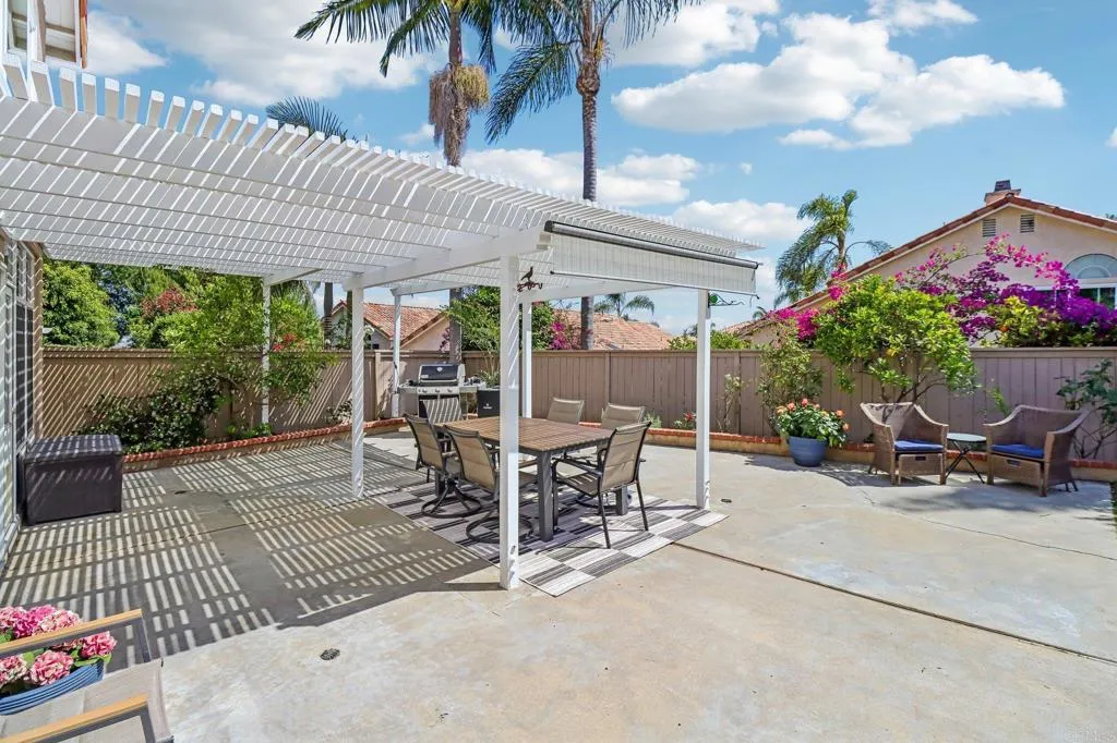 https://cdn.realtyfeed.com/cdn/127/306717416/fc0914858504d7415128fdb5aab443c0.webp