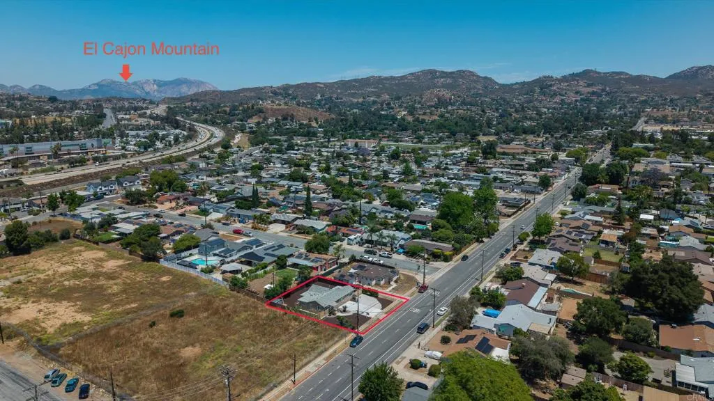 https://cdn.realtyfeed.com/cdn/127/306717463/5e1d0f32528162f8c6ff65a02d126e56.webp