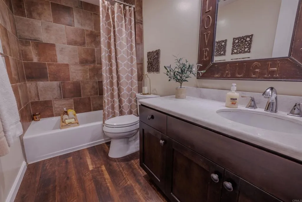 https://cdn.realtyfeed.com/cdn/127/306717463/b82d76db031dba2476e66ba45d60ffd8.webp