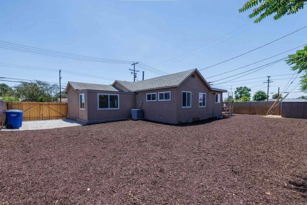 https://cdn.realtyfeed.com/cdn/127/306717463/b9dcb4604d269d81dd97bb91b383864c.webp
