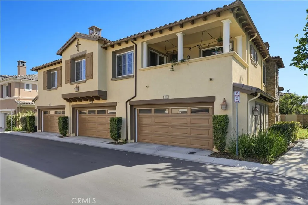 Valencia, CA 91354