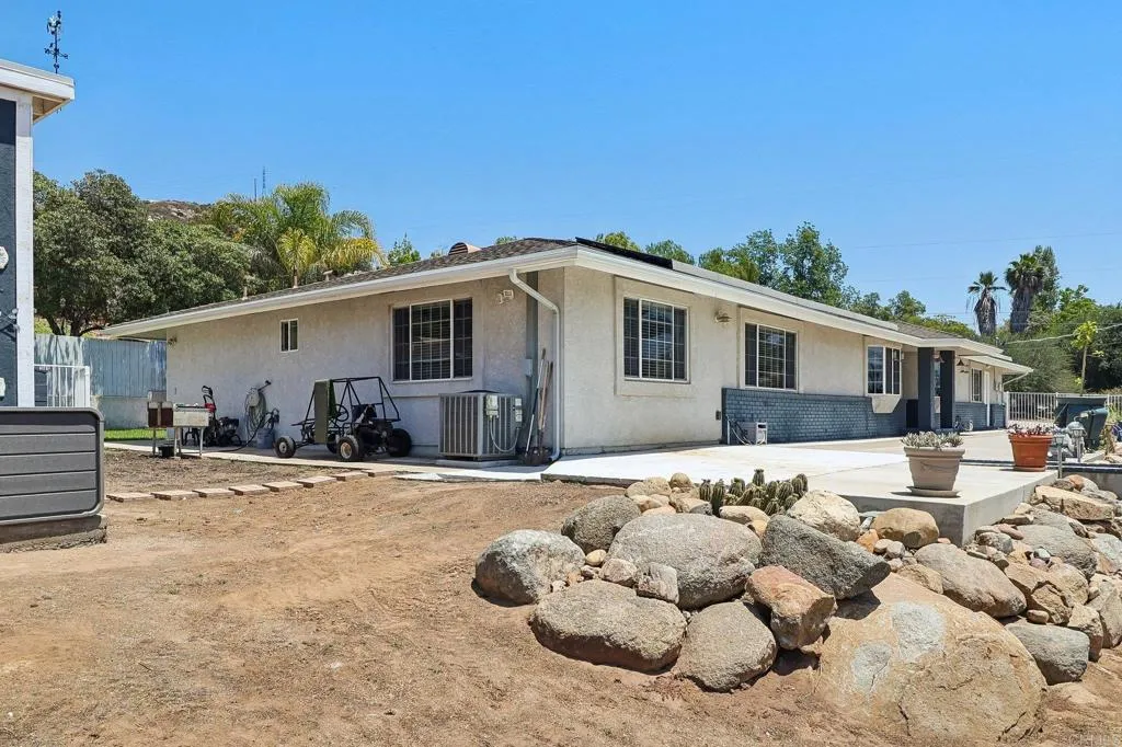 https://cdn.realtyfeed.com/cdn/127/306717493/12d03ac9468fccf5d9b9bf4c6dccd1dc.webp