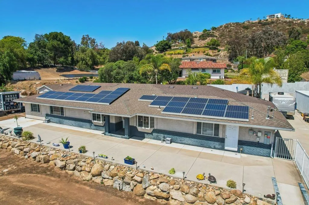 https://cdn.realtyfeed.com/cdn/127/306717493/20f0451ef1c3d778ba368e4c6c17d0c1.webp
