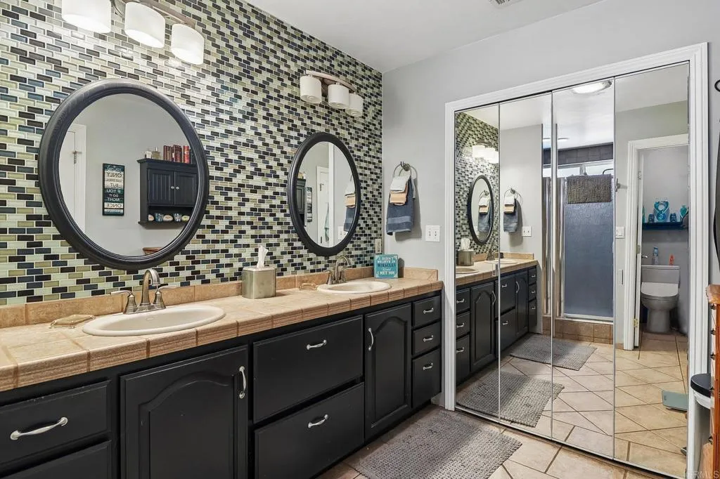 https://cdn.realtyfeed.com/cdn/127/306717493/7cf340e4410a3db391e636ee189c1e56.webp