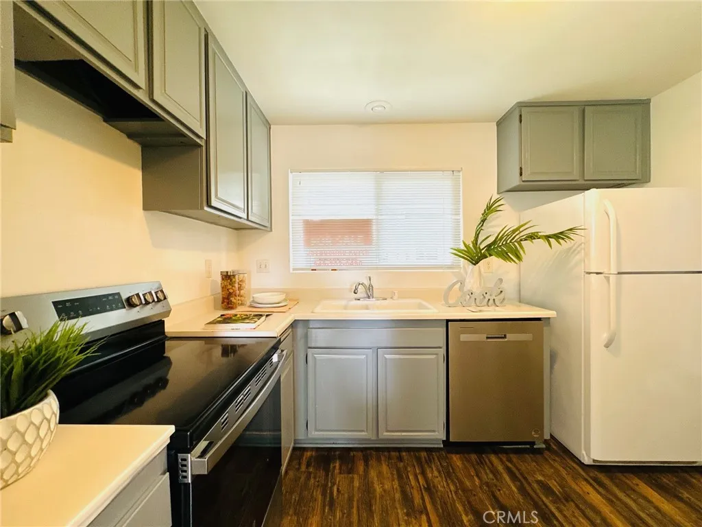 Laguna Woods, CA 92637