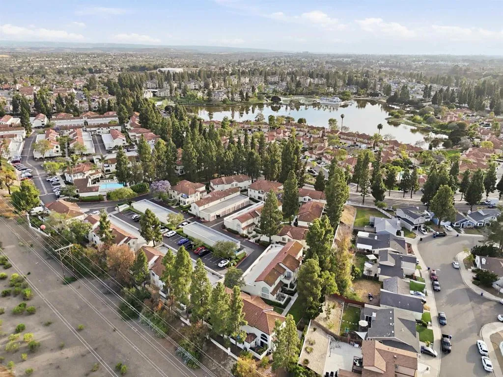 https://cdn.realtyfeed.com/cdn/127/306717511/012562c9e9849d0b73b15f8000787bc5.webp