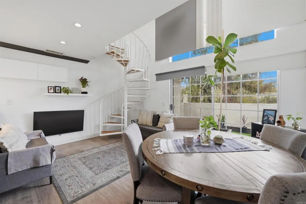 https://cdn.realtyfeed.com/cdn/127/306717511/28f706f32d0f57adc456e02ff716d05f.webp