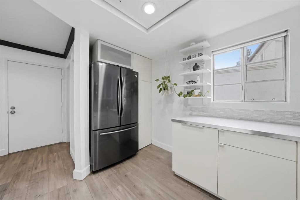 https://cdn.realtyfeed.com/cdn/127/306717511/70dd9a5dabc724e67142a8d6e7209e86.webp