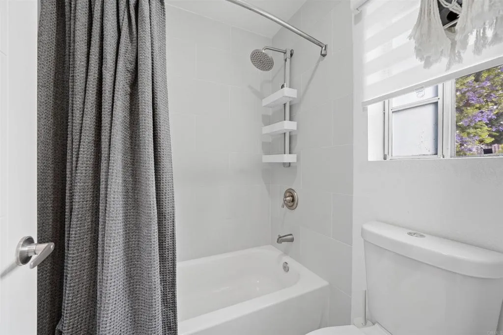 https://cdn.realtyfeed.com/cdn/127/306717511/b8a70ace0f2624c2b68ed039c2a5fa2f.webp