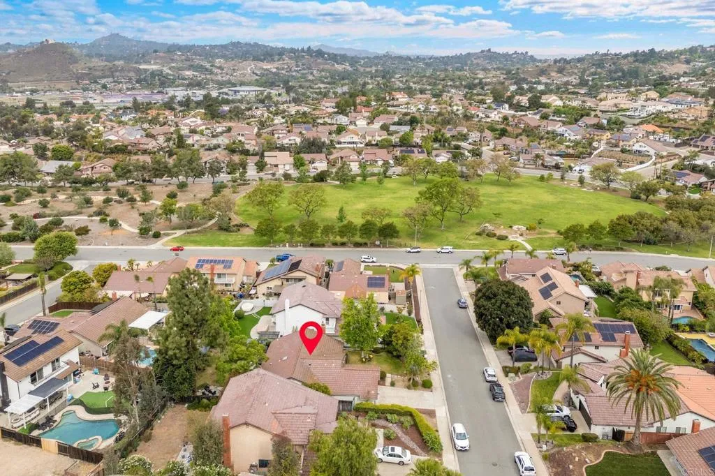 https://cdn.realtyfeed.com/cdn/127/306717516/79e87edda0de2a87f76c9facaa4402e7.webp