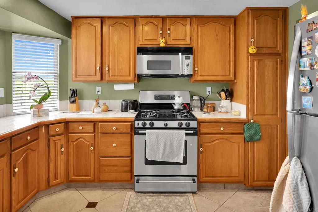 https://cdn.realtyfeed.com/cdn/127/306717516/7c8715746a3f748c61623d311596bfcf.webp