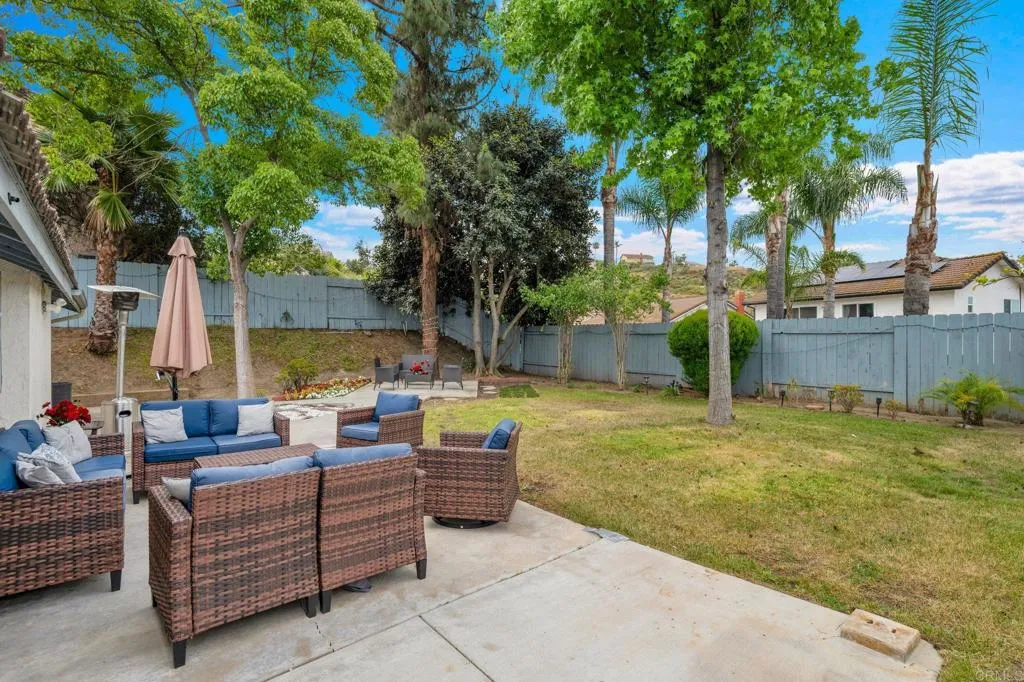 https://cdn.realtyfeed.com/cdn/127/306717516/8bbbe84c2ff0ef0f726ec94719938f73.webp