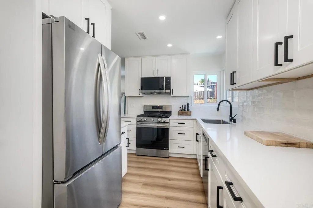https://cdn.realtyfeed.com/cdn/127/306717543/e0c638051d6012abfd73dfbd55341273.webp