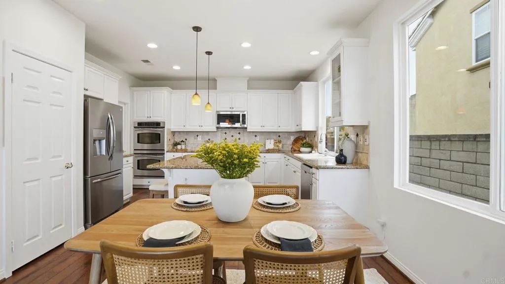 https://cdn.realtyfeed.com/cdn/127/306717544/214bd81dad5bdb542534f49552b6f281.webp