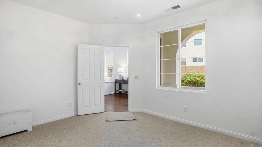https://cdn.realtyfeed.com/cdn/127/306717544/9785cfa9c88881a2e614c4b2b5bedf3f.webp