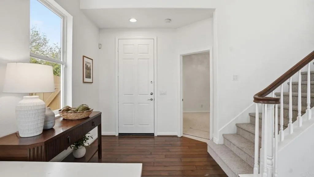 https://cdn.realtyfeed.com/cdn/127/306717544/cd9fe5851b2e43bb5b1eaba317e880f9.webp