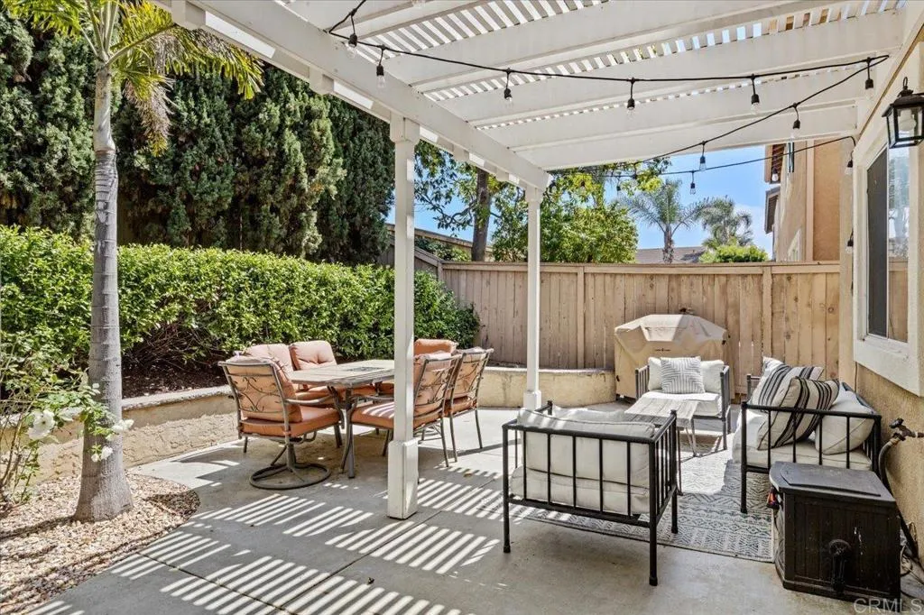 https://cdn.realtyfeed.com/cdn/127/306717572/6012fd641feccde877d219666a29d598.webp