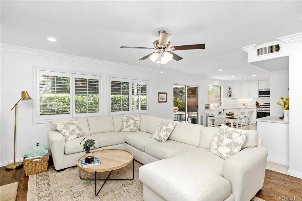 https://cdn.realtyfeed.com/cdn/127/306717572/ab6a92aba6deceb743e853aed0e4fff8.webp