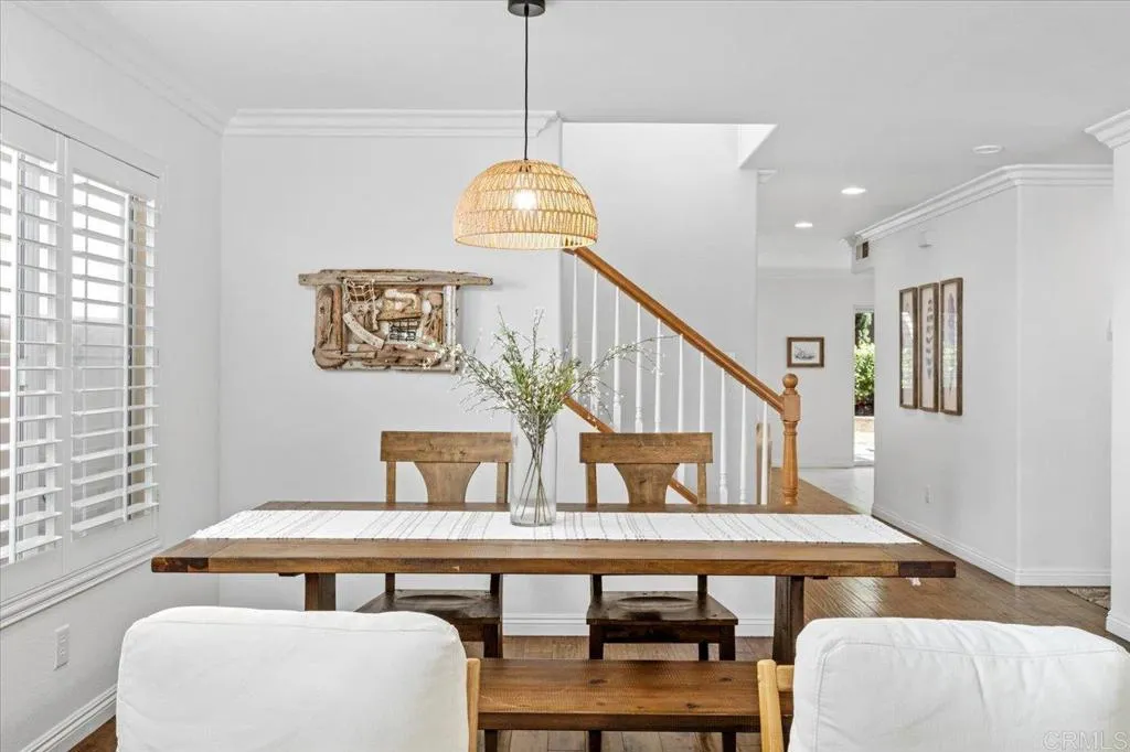 https://cdn.realtyfeed.com/cdn/127/306717572/ca84d02fb783e90eaad5d98c5919d265.webp