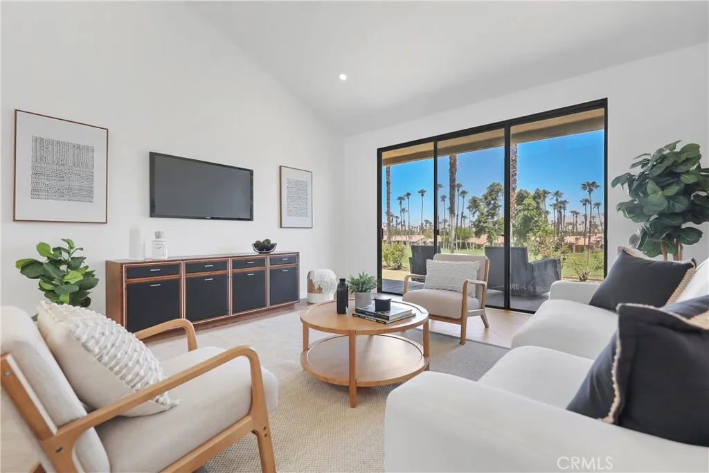 Palm Desert, CA 92211