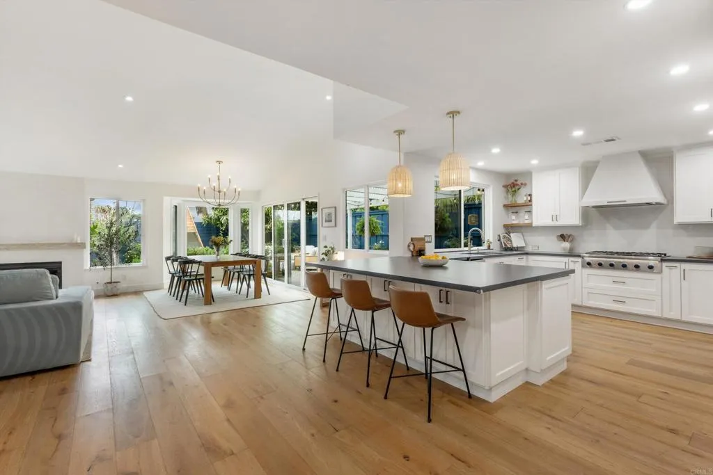 https://cdn.realtyfeed.com/cdn/127/306717581/011fa30fe5dfed928af92f19e2314722.webp