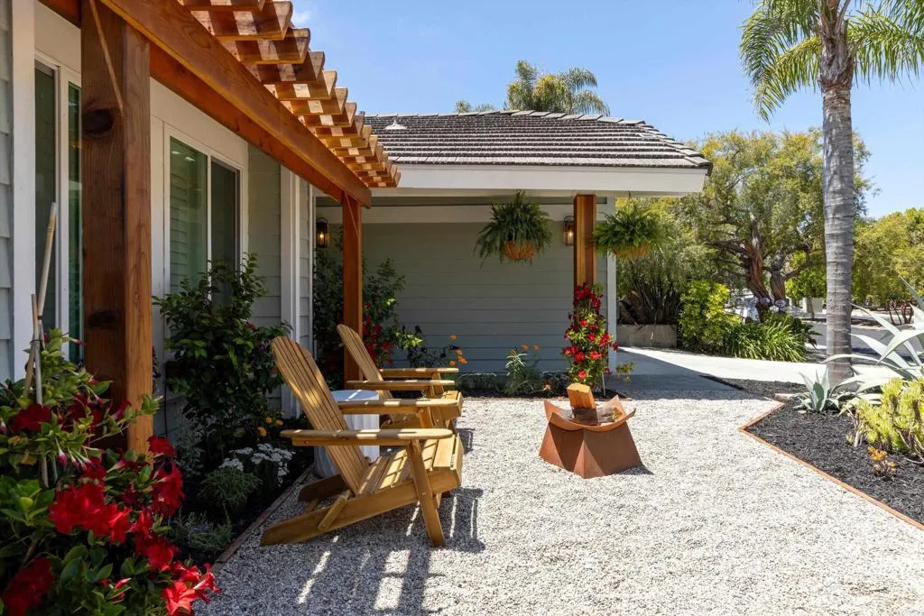 https://cdn.realtyfeed.com/cdn/127/306717581/6daade62bc0334d72efb3670b7743a0c.webp