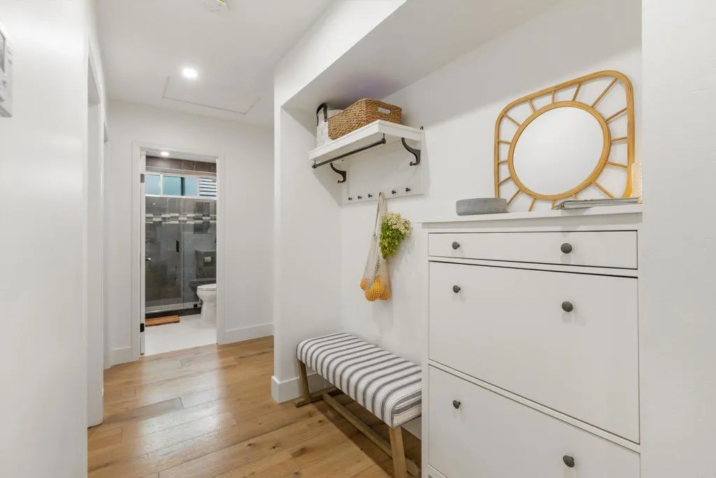 https://cdn.realtyfeed.com/cdn/127/306717581/71b0f8494ab1372a5f9d2f3b4013ce16.webp