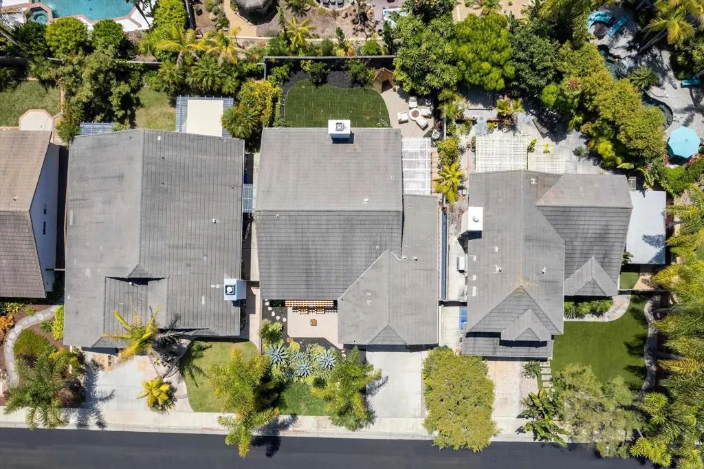 https://cdn.realtyfeed.com/cdn/127/306717581/92ce2c5223c6221378cef61de48ae23f.webp