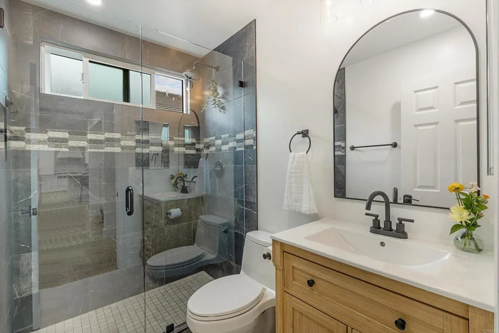 https://cdn.realtyfeed.com/cdn/127/306717581/9a702f884a33c671887d9fcbb2bdcc3a.webp