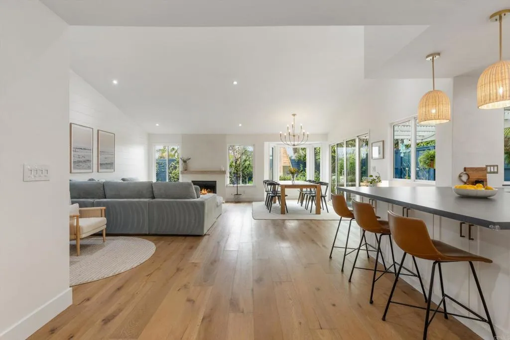https://cdn.realtyfeed.com/cdn/127/306717581/c834fc38daf6c0929054f17001e38b6b.webp
