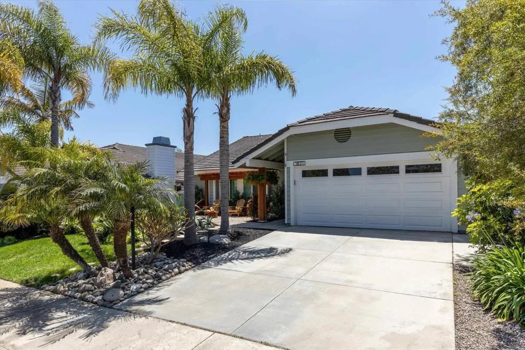 https://cdn.realtyfeed.com/cdn/127/306717581/d4b4ada15bfcae104d8a925b74f411c6.webp