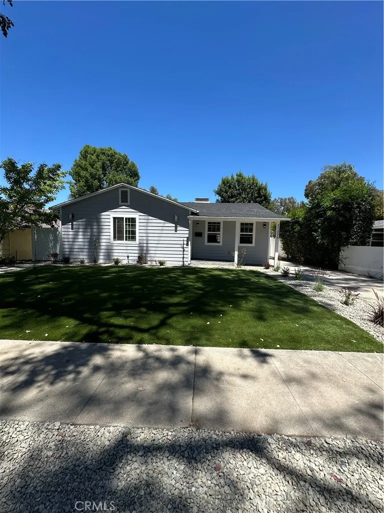 Woodland Hills, CA 91364