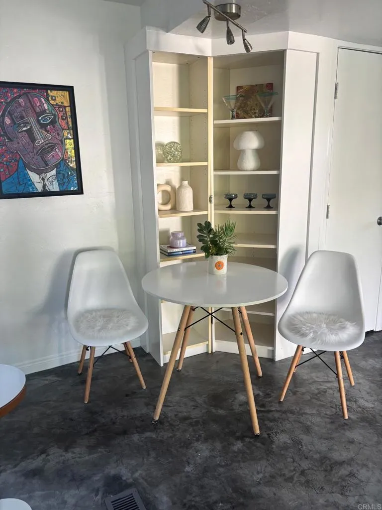 https://cdn.realtyfeed.com/cdn/127/306717686/00e89c77ac54911e573644b420c5430b.webp