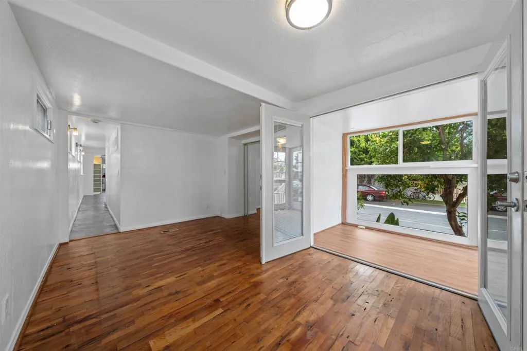 https://cdn.realtyfeed.com/cdn/127/306717686/679d428d8879235d31d2b7f29eac31cf.webp